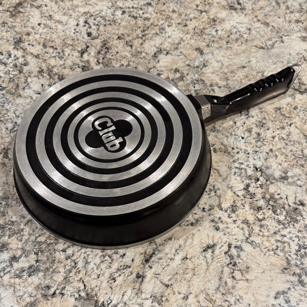 NEVER USED Club Aluminum 10” Fry Pan